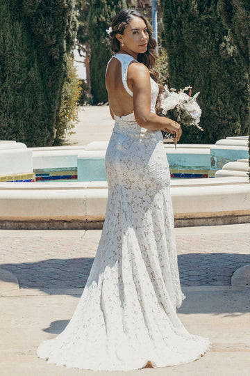 Robe de mariée en dentelle Boho à dos ouvert ivoire